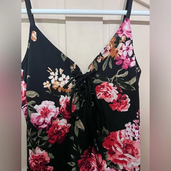 Floral Dress - Picture 3 of 6